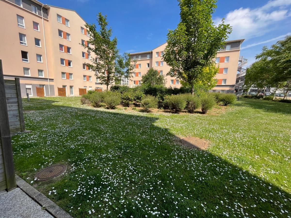 Acajou, Studio Avec Terrasse Et Parking Prive Кан Экстерьер фото